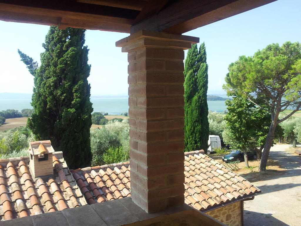 Antico Casale Tiravento Aparthotel Passignano sul Trasimeno Cameră foto